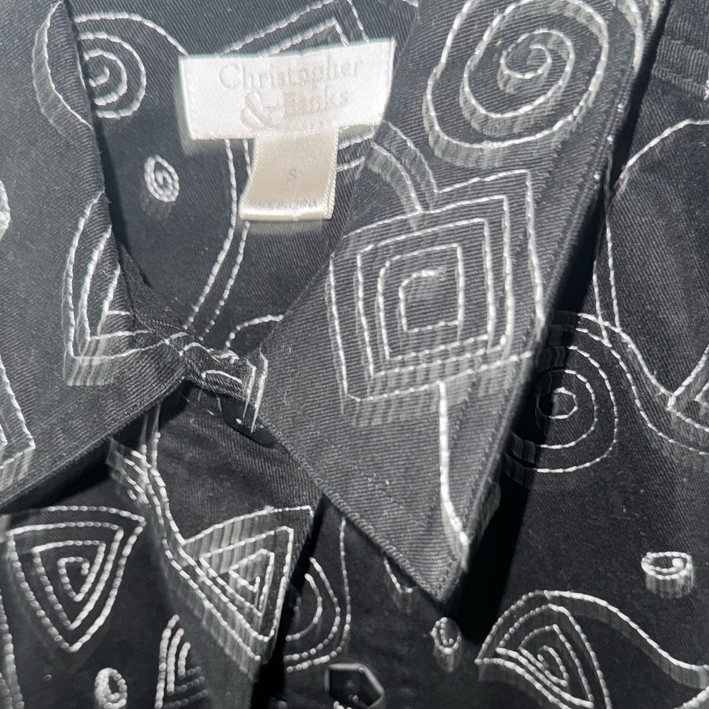 Black Patterned Jacket - image 6